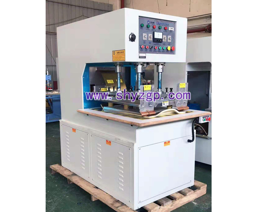 C��Ĥ�Y(ji��)��(g��u)���l���әC(j��)